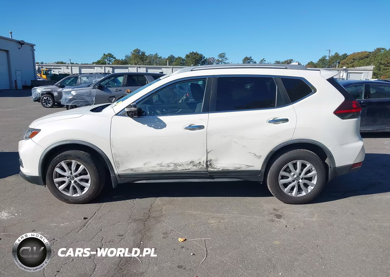 2018 Nissan Rogue Sv VIN:JN8AT2MVXJW354382 - 15
