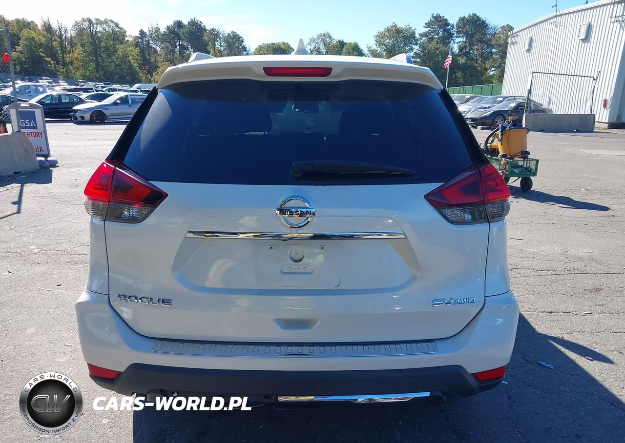 2018 Nissan Rogue Sv VIN:JN8AT2MVXJW354382 - 17