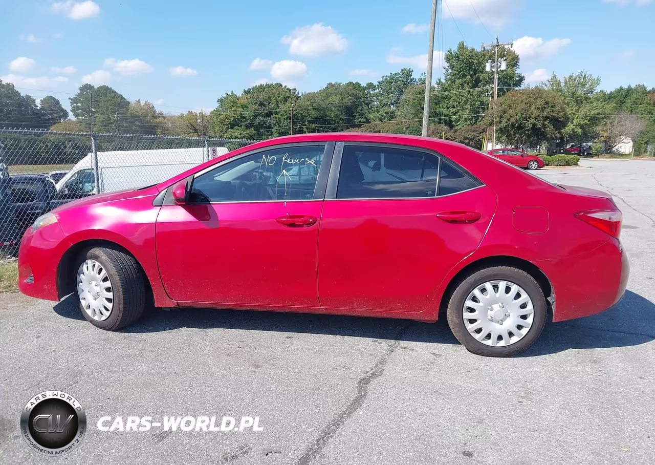 2019 Toyota Corolla Le VIN:2T1BURHE5KC187326 - 14