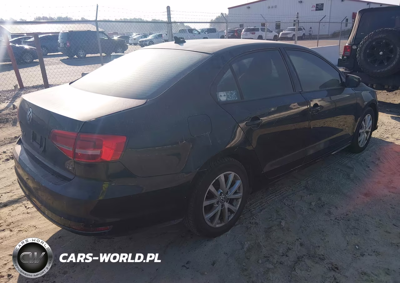 2015 Volkswagen Jetta 1.8T Se VIN:3VWD07AJ2FM353652 - 4