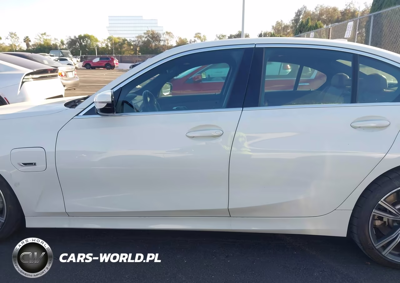 2022 BMW 330E VIN:3MW5P7J09N8C33197 - 14