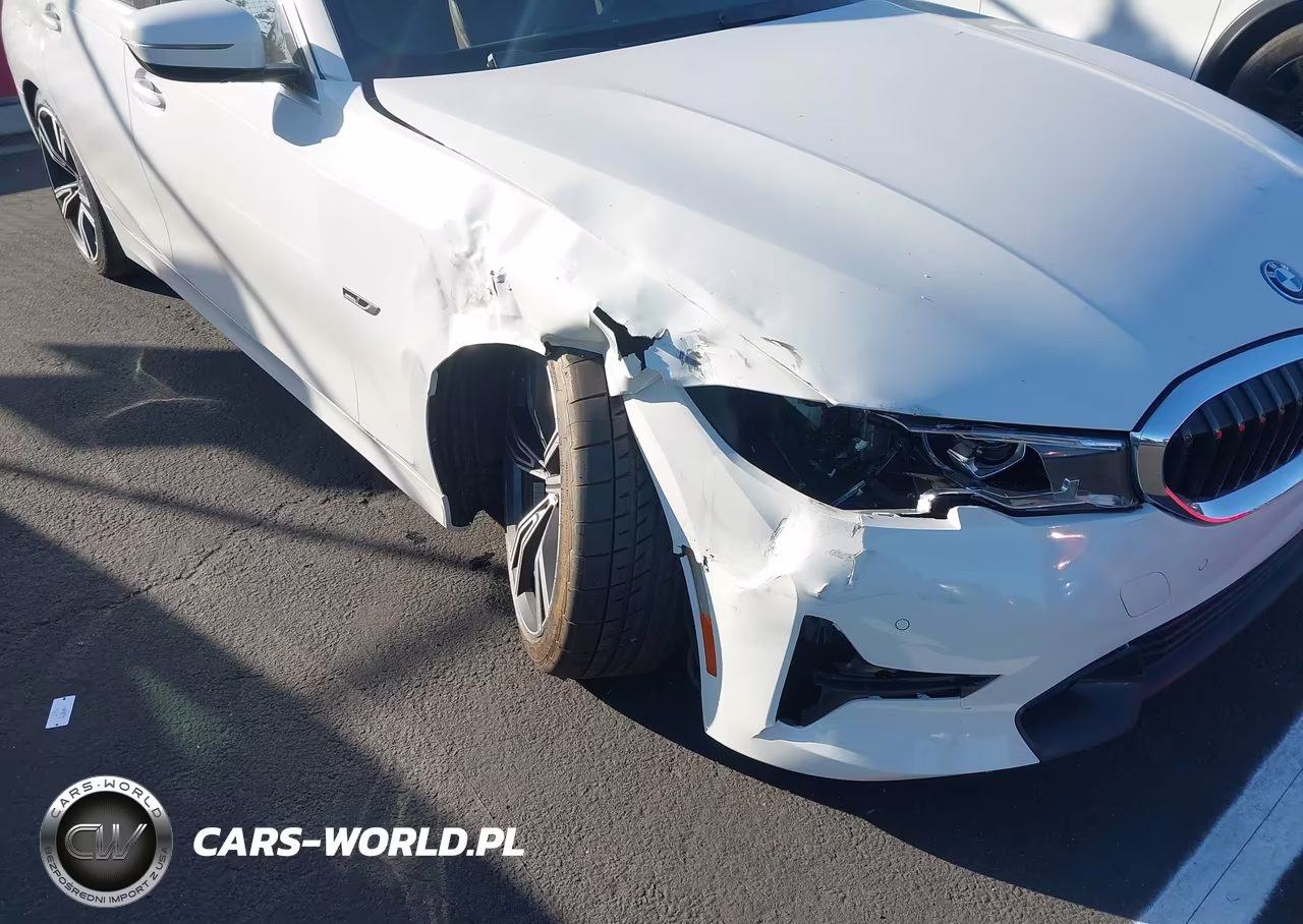 2022 BMW 330E VIN:3MW5P7J09N8C33197 - 6