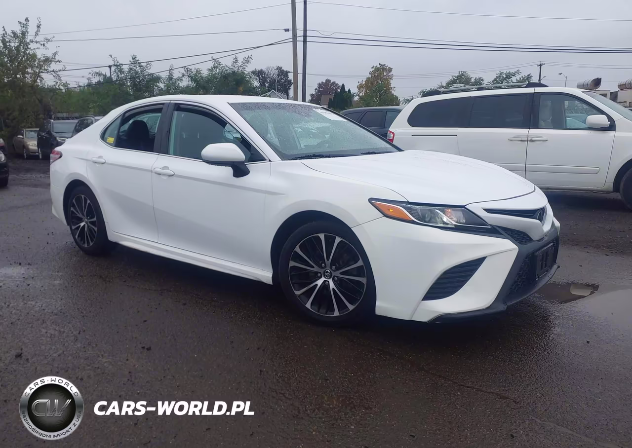 2020 Toyota Camry Se