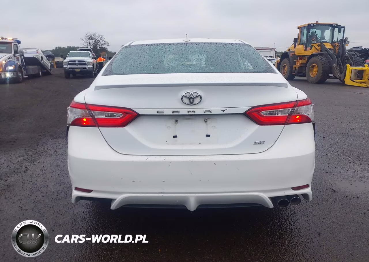 2020 Toyota Camry Se VIN:4T1G11AK3LU902569 - 16