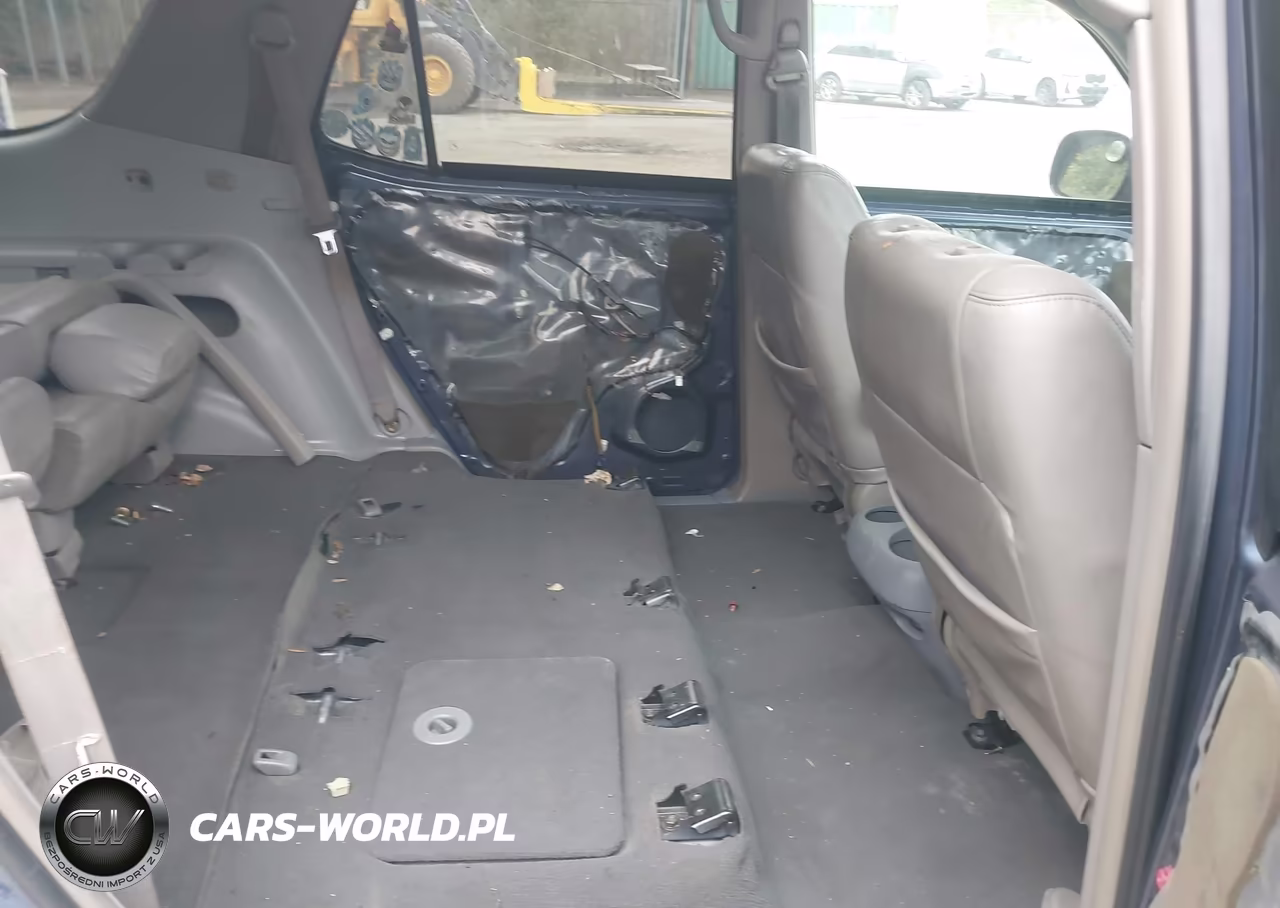 2004 Toyota Sequoia Sr5 V8 VIN:5TDBT44A04S216119 - 8