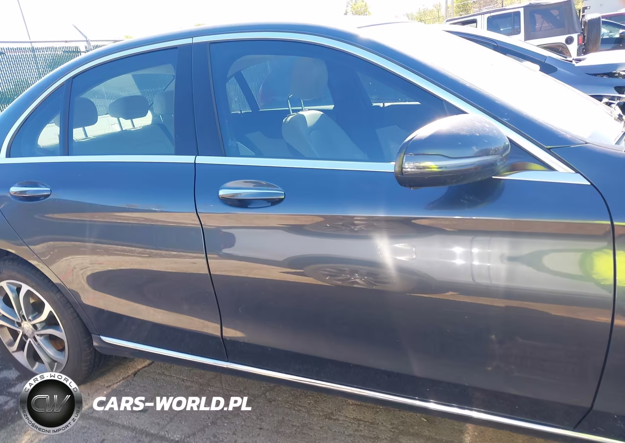 2016 Mercedes-Benz C 300 4Matic VIN:55SWF4KB0GU158461 - 14
