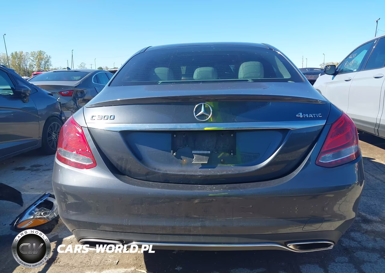 2016 Mercedes-Benz C 300 4Matic VIN:55SWF4KB0GU158461 - 17