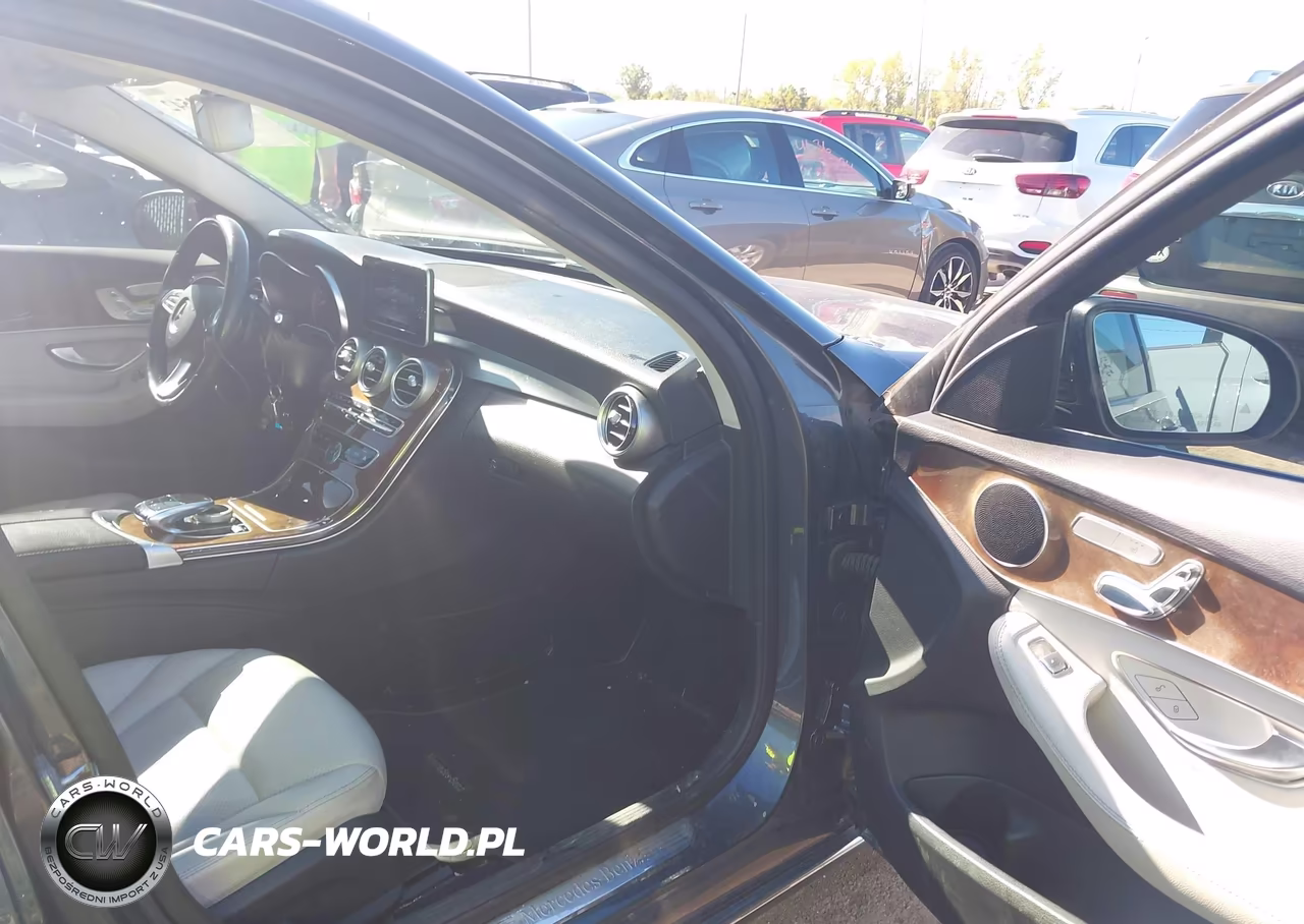 2016 Mercedes-Benz C 300 4Matic VIN:55SWF4KB0GU158461 - 5