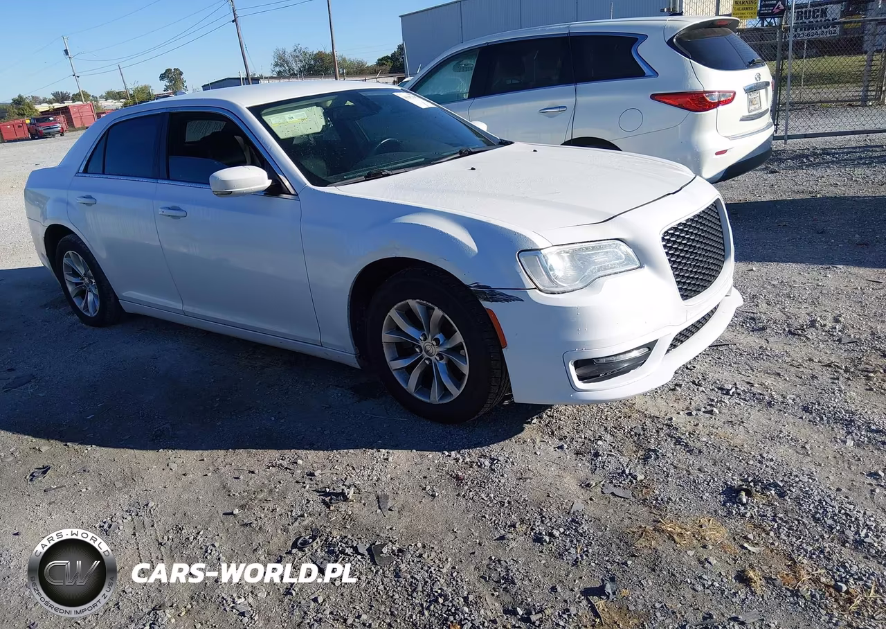 2015 Chrysler 300 Limited