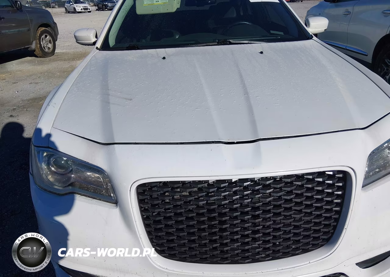 2015 Chrysler 300 Limited VIN:2C3CCAAG7FH743673 - 12