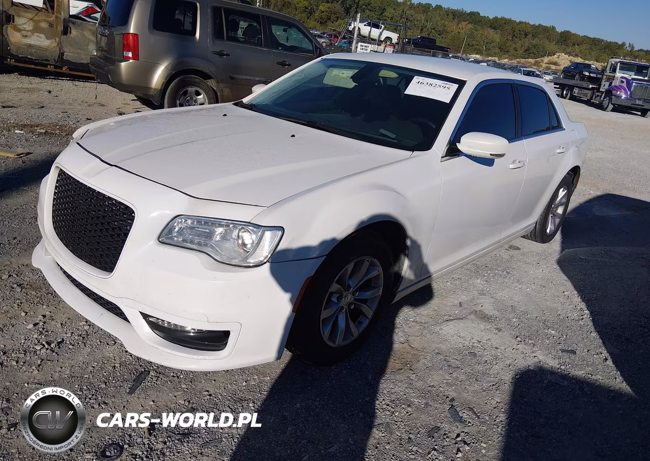 2015 Chrysler 300 Limited VIN:2C3CCAAG7FH743673 - 2