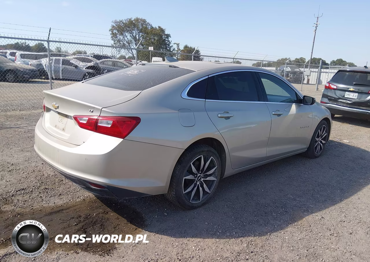 2016 Chevrolet Malibu 1Lt VIN:1G1ZE5ST9GF190894 - 4