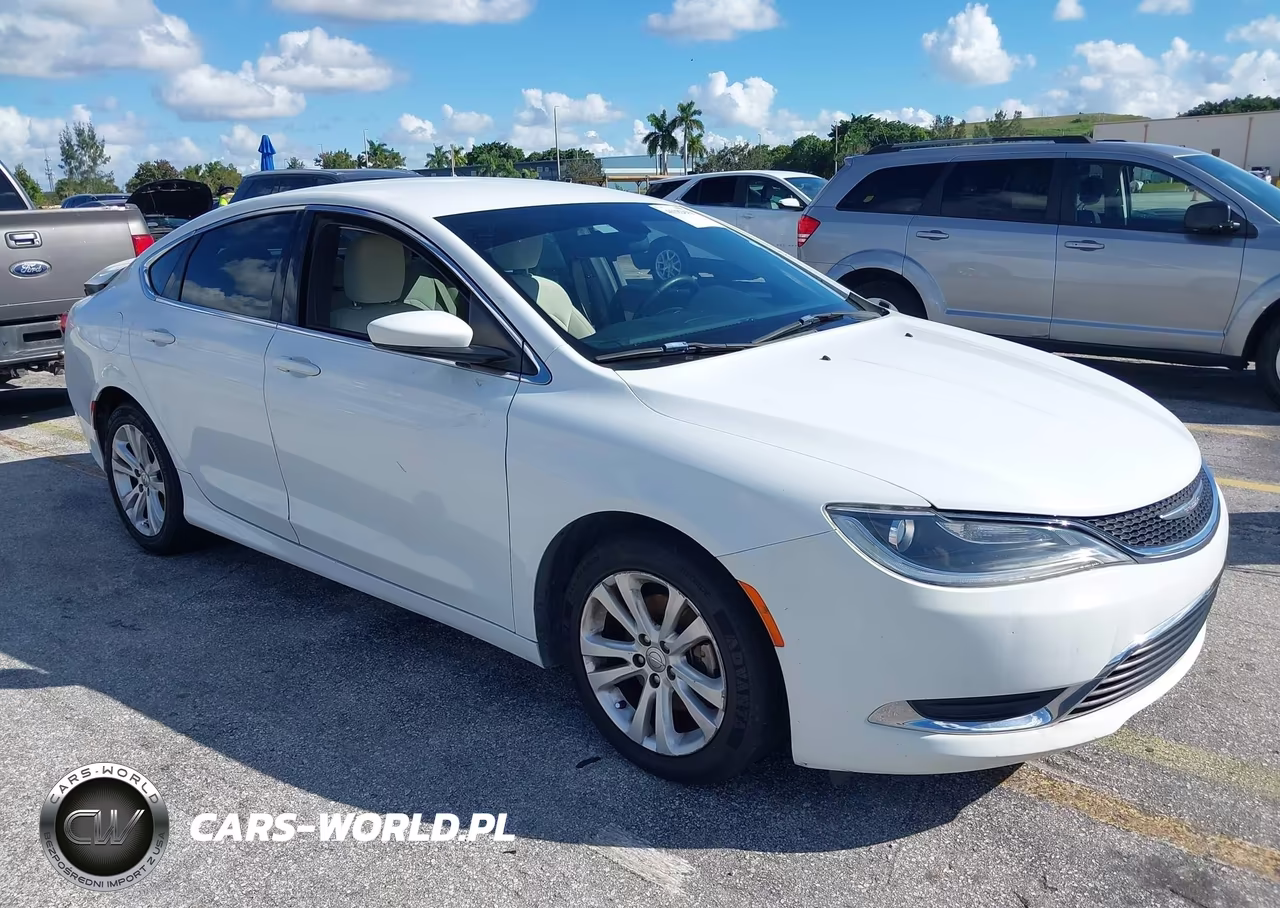 2015 Chrysler 200 Limited