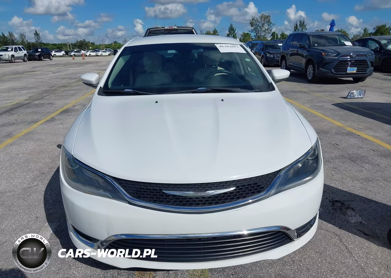 2015 Chrysler 200 Limited VIN:1C3CCCAB2FN695426 - 6