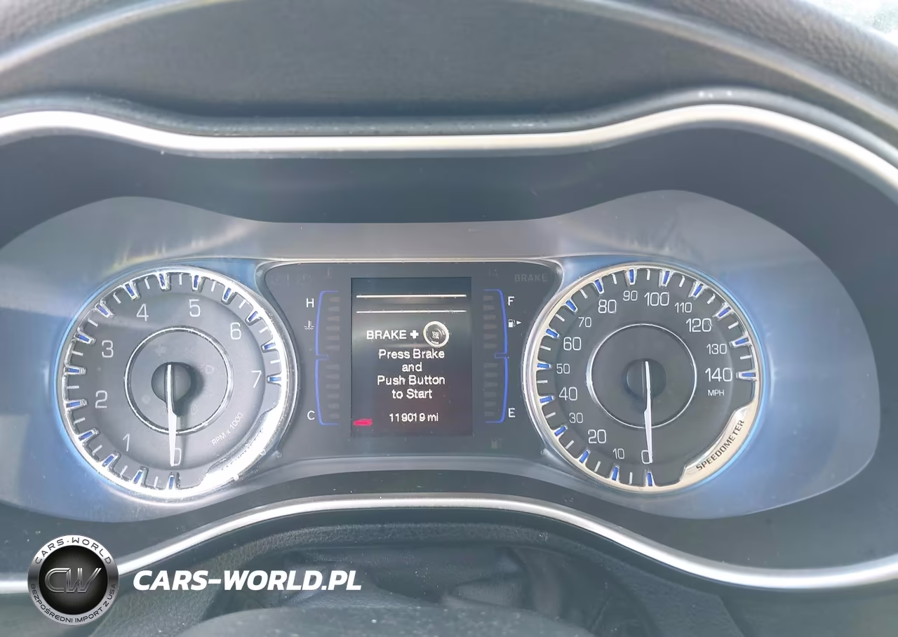 2015 Chrysler 200 Limited VIN:1C3CCCAB2FN695426 - 7