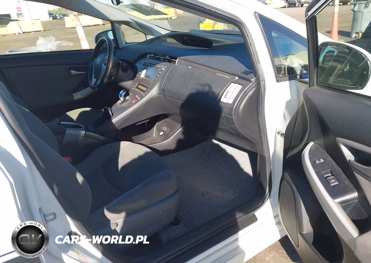 2012 Toyota Prius Plug-In VIN:JTDKN3DP0C3027611 - 5