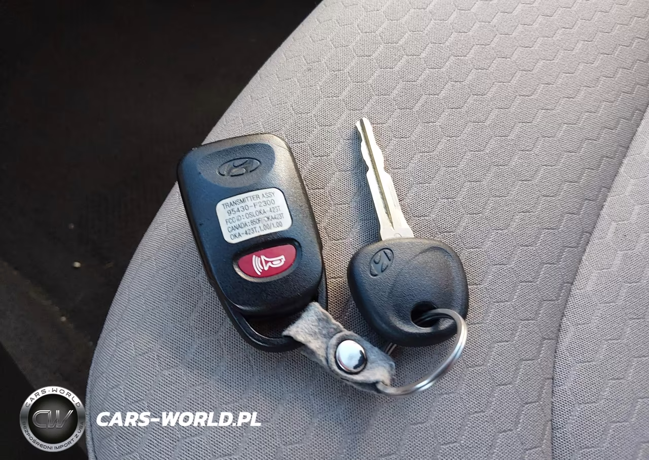 2019 Hyundai Elantra Se VIN:KMHD74LFXKU806519 - 11