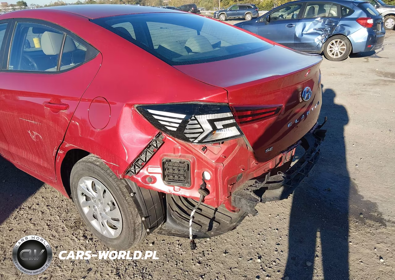2019 Hyundai Elantra Se VIN:KMHD74LFXKU806519 - 17