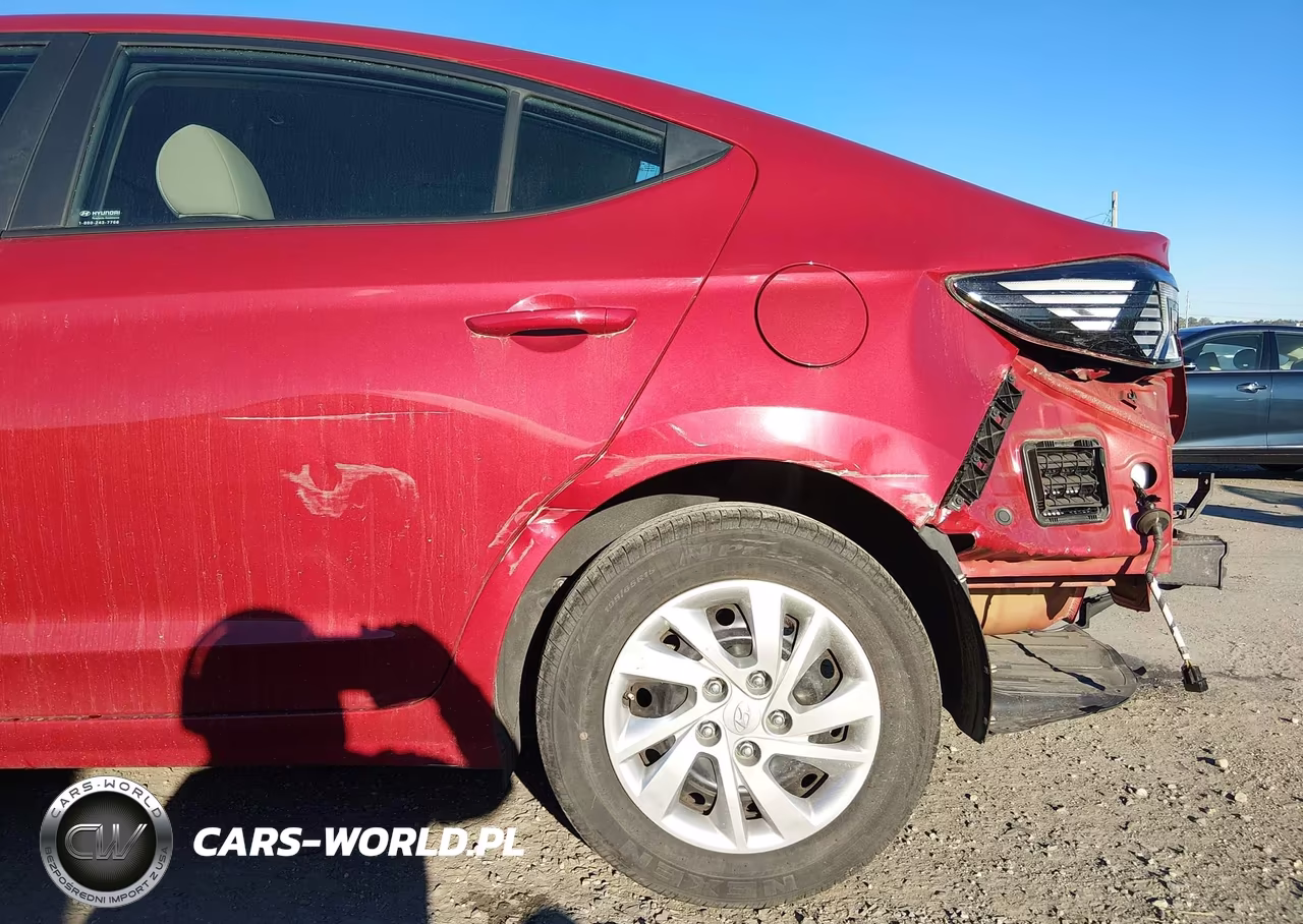 2019 Hyundai Elantra Se VIN:KMHD74LFXKU806519 - 18