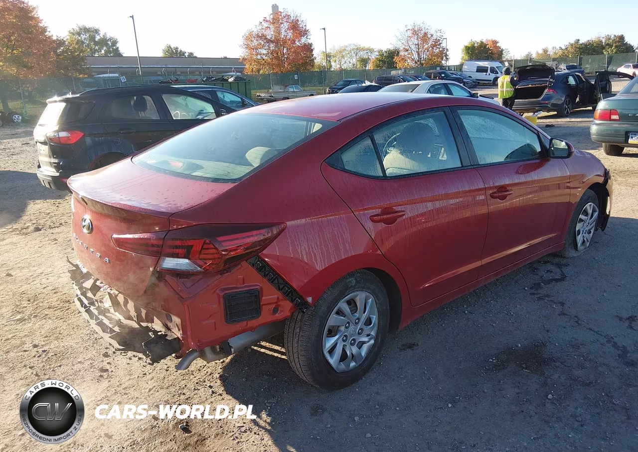 2019 Hyundai Elantra Se VIN:KMHD74LFXKU806519 - 4