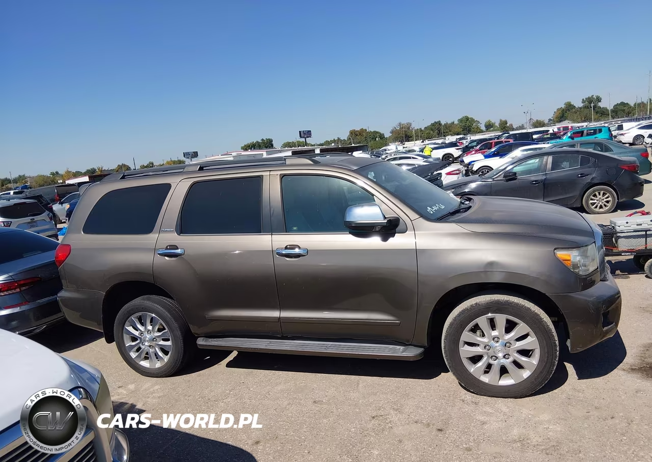 2011 Toyota Sequoia Platinum 5.7L V8 VIN:5TDDW5G13BS050418 - 12