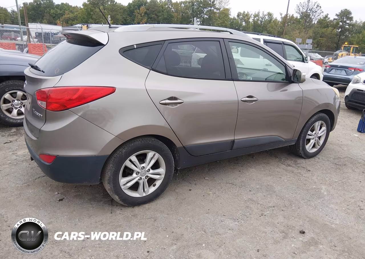 2013 Hyundai Tucson Gls VIN:KM8JU3AC4DU549844 - 4