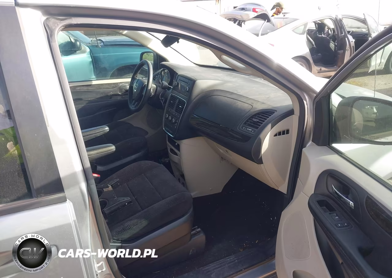 2014 Dodge Grand Caravan American Value Pkg VIN:2C4RDGBG8ER146142 - 5