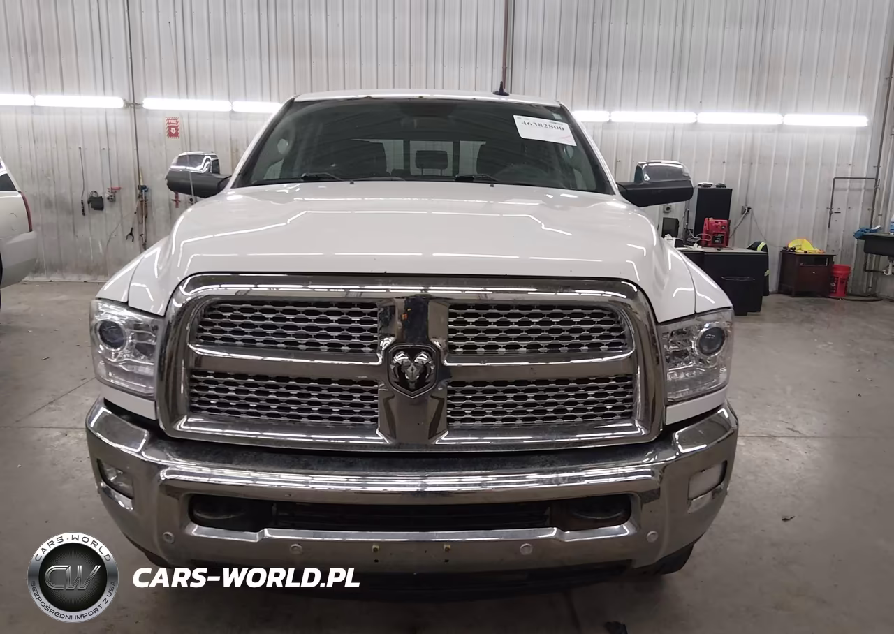 2016 Ram 2500 Laramie VIN:3C6UR5NJ7GG286657 - 13