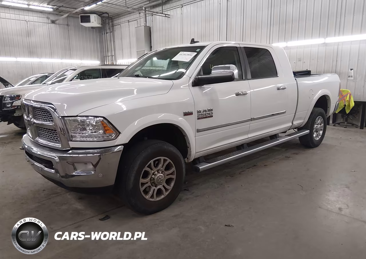 2016 Ram 2500 Laramie VIN:3C6UR5NJ7GG286657 - 2