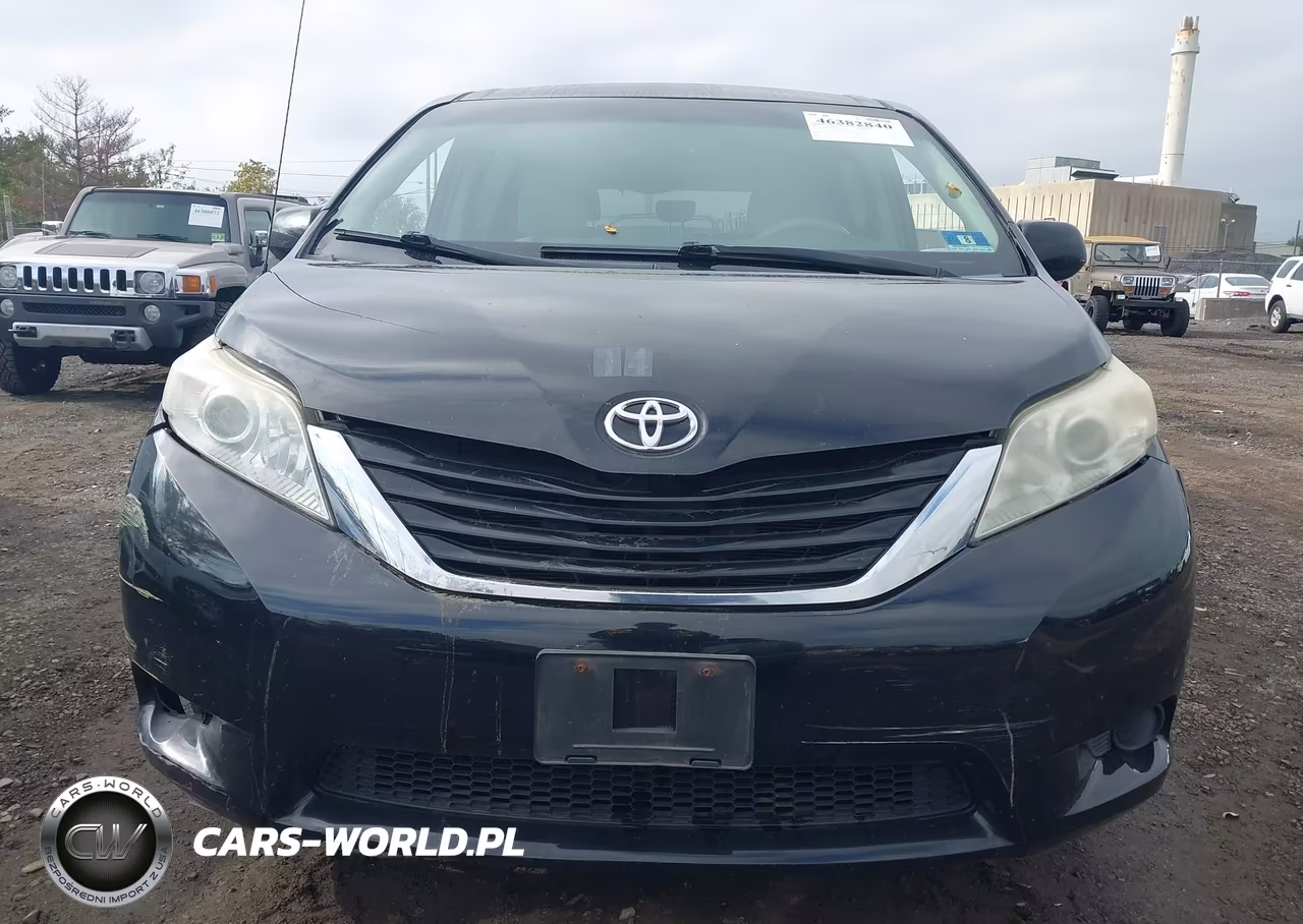 2014 Toyota Sienna Le V6 8 Passenger VIN:5TDKK3DC4ES489967 - 13