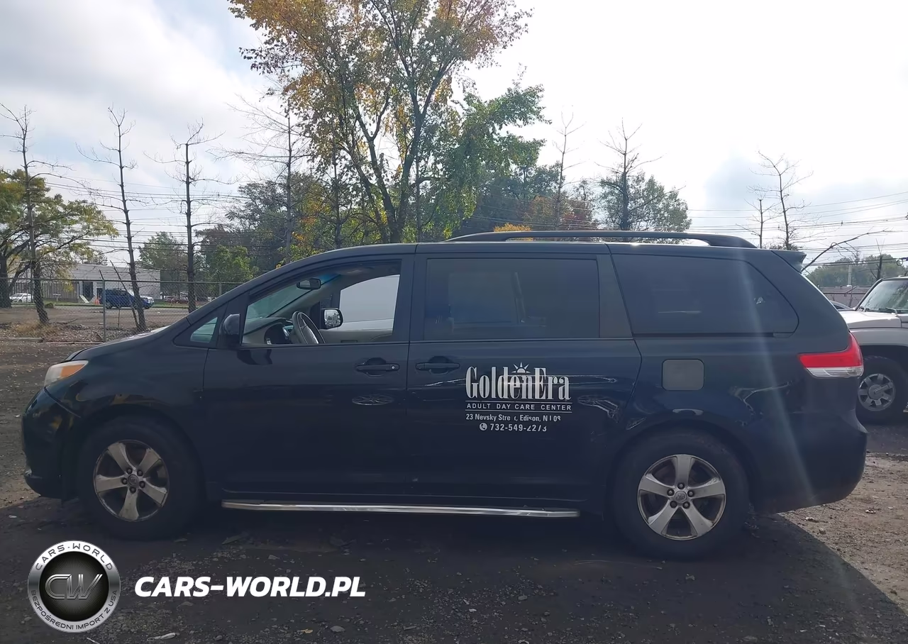 2014 Toyota Sienna Le V6 8 Passenger VIN:5TDKK3DC4ES489967 - 15