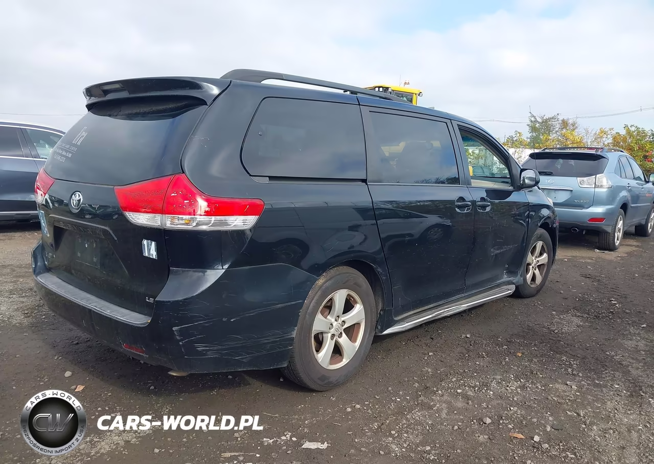 2014 Toyota Sienna Le V6 8 Passenger VIN:5TDKK3DC4ES489967 - 4