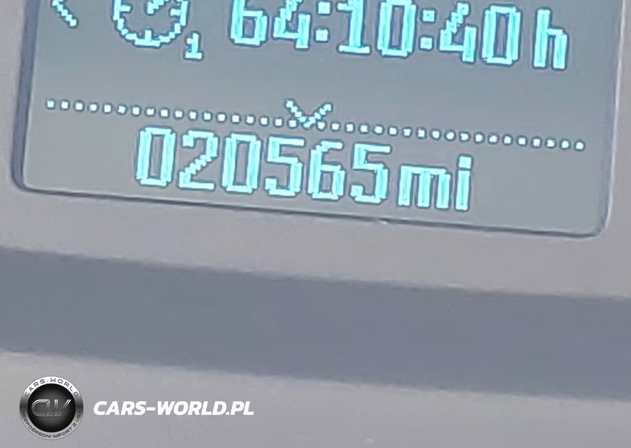 2018 Ford Transit-150 VIN:1FTYE1YM6JKB23003 - 15