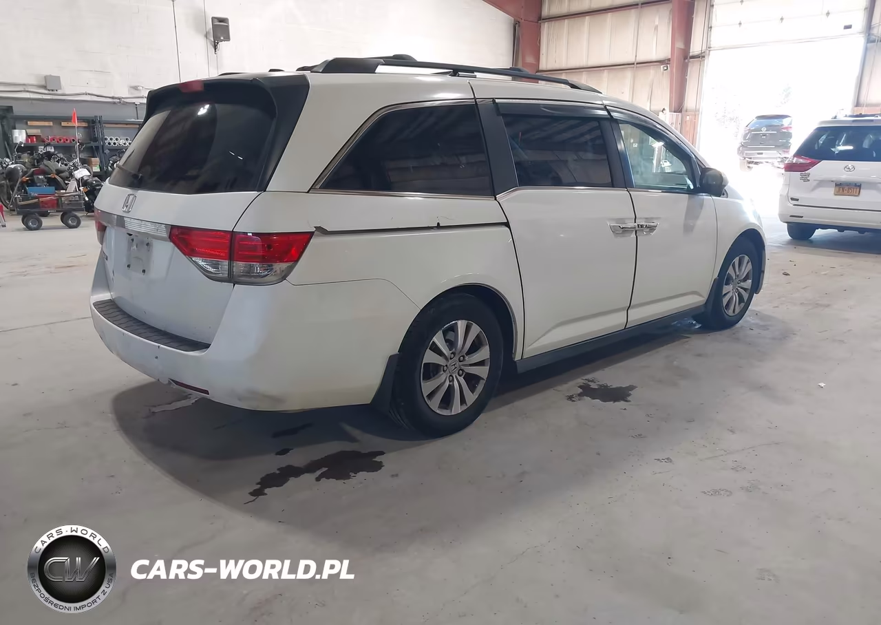 2015 Honda Odyssey Ex-L VIN:5FNRL5H65FB024180 - 4
