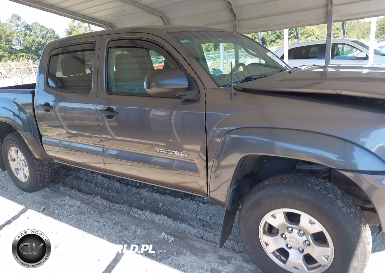 2015 Toyota Tacoma Prerunner VIN:5TFJX4GN2FX041299 - 13