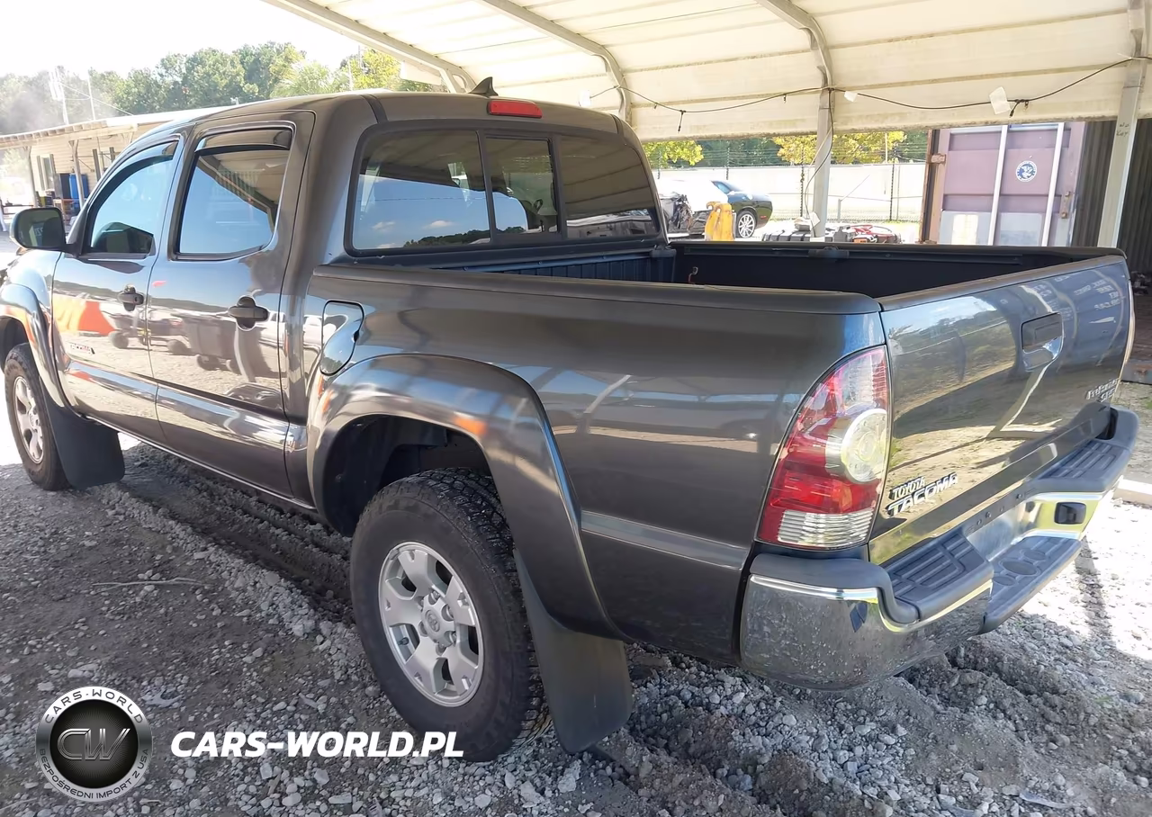 2015 Toyota Tacoma Prerunner VIN:5TFJX4GN2FX041299 - 3