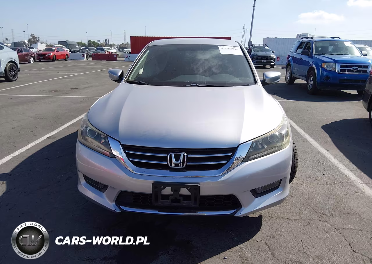 2015 Honda Accord Sport VIN:1HGCR2F51FA089258 - 12
