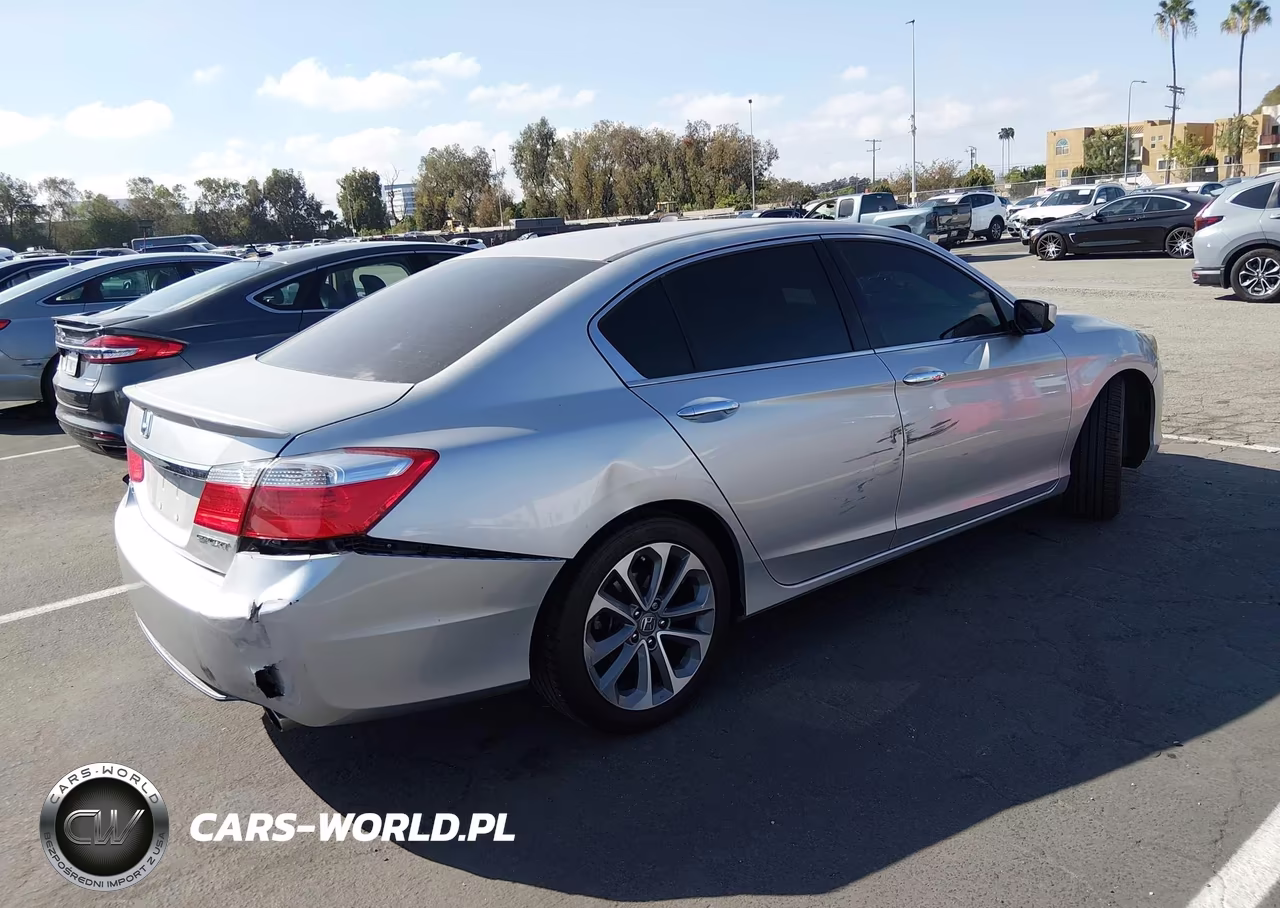 2015 Honda Accord Sport VIN:1HGCR2F51FA089258 - 4