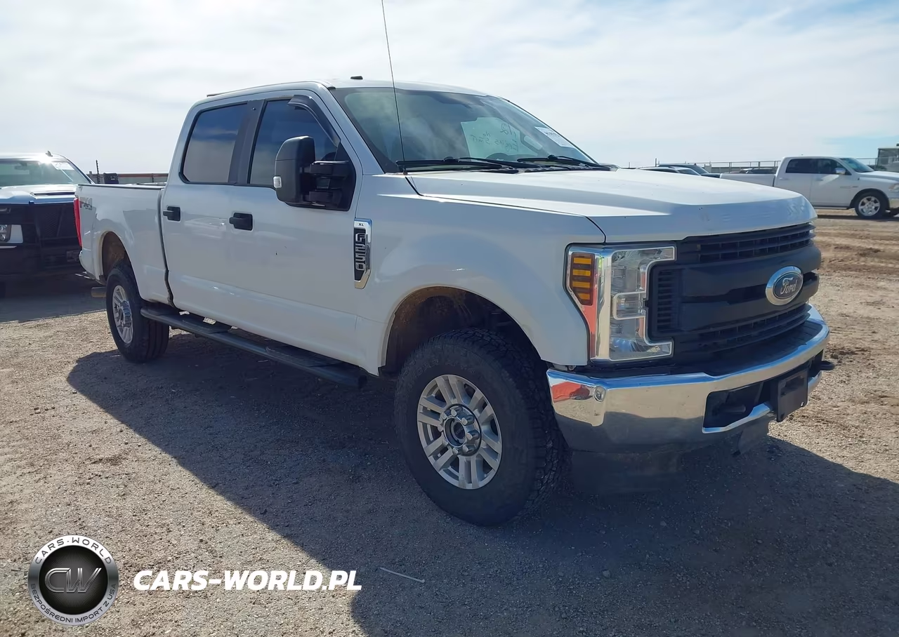 2018 Ford F-250 Xl VIN:1FT7W2B65JEC56701 - 1