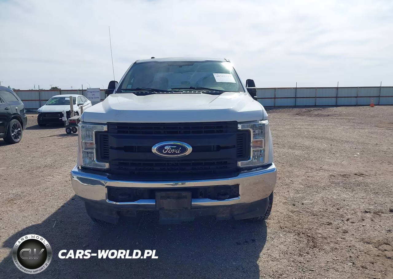 2018 Ford F-250 Xl VIN:1FT7W2B65JEC56701 - 12