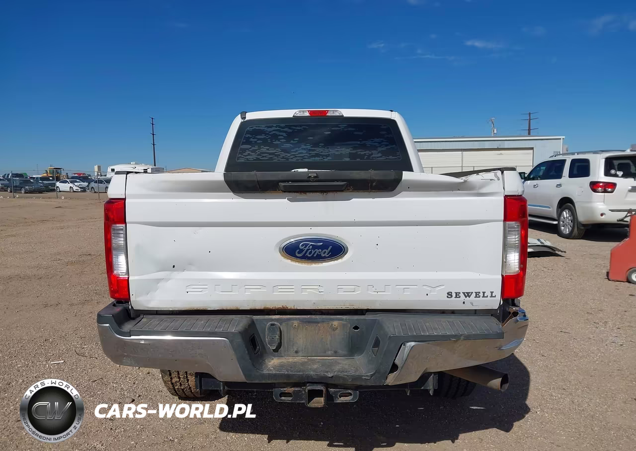 2018 Ford F-250 Xl VIN:1FT7W2B65JEC56701 - 16
