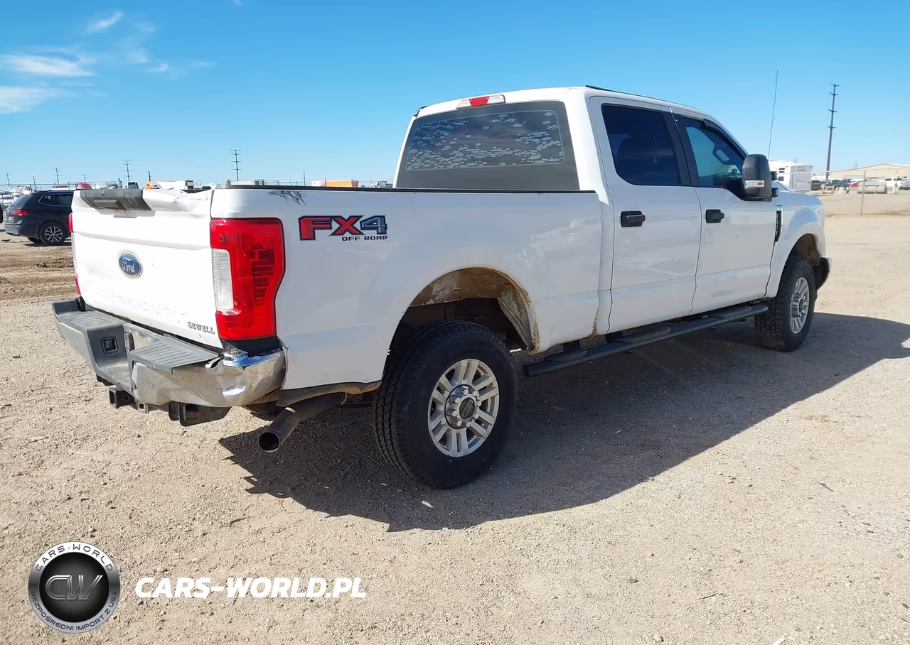 2018 Ford F-250 Xl VIN:1FT7W2B65JEC56701 - 4