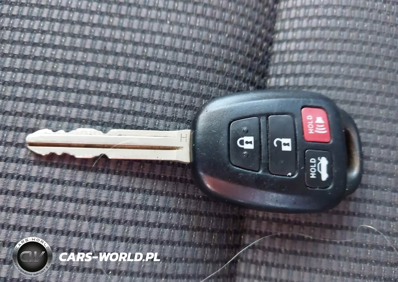 2014 Toyota Corolla S Plus VIN:2T1BURHE4EC100018 - 11