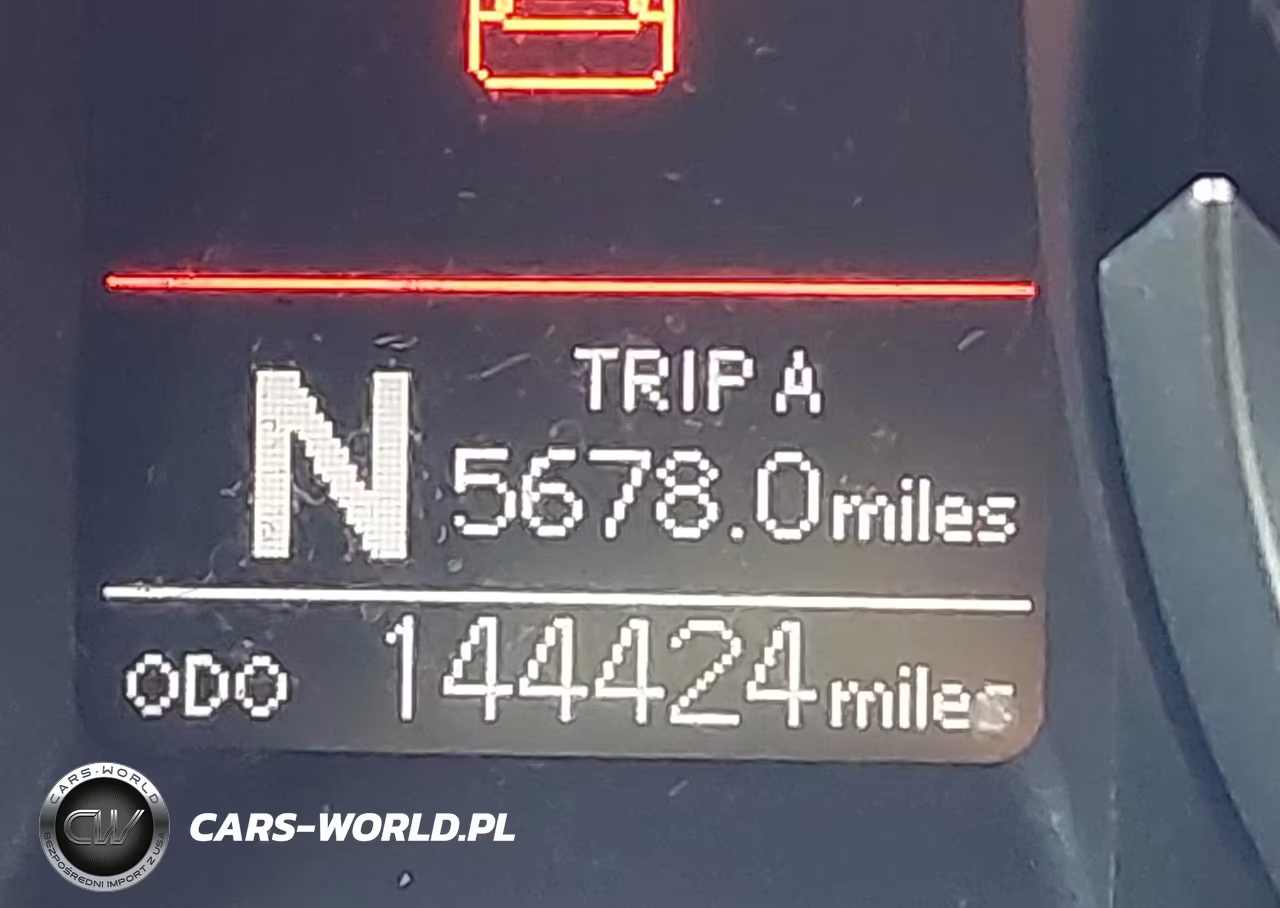 2014 Toyota Corolla S Plus VIN:2T1BURHE4EC100018 - 16