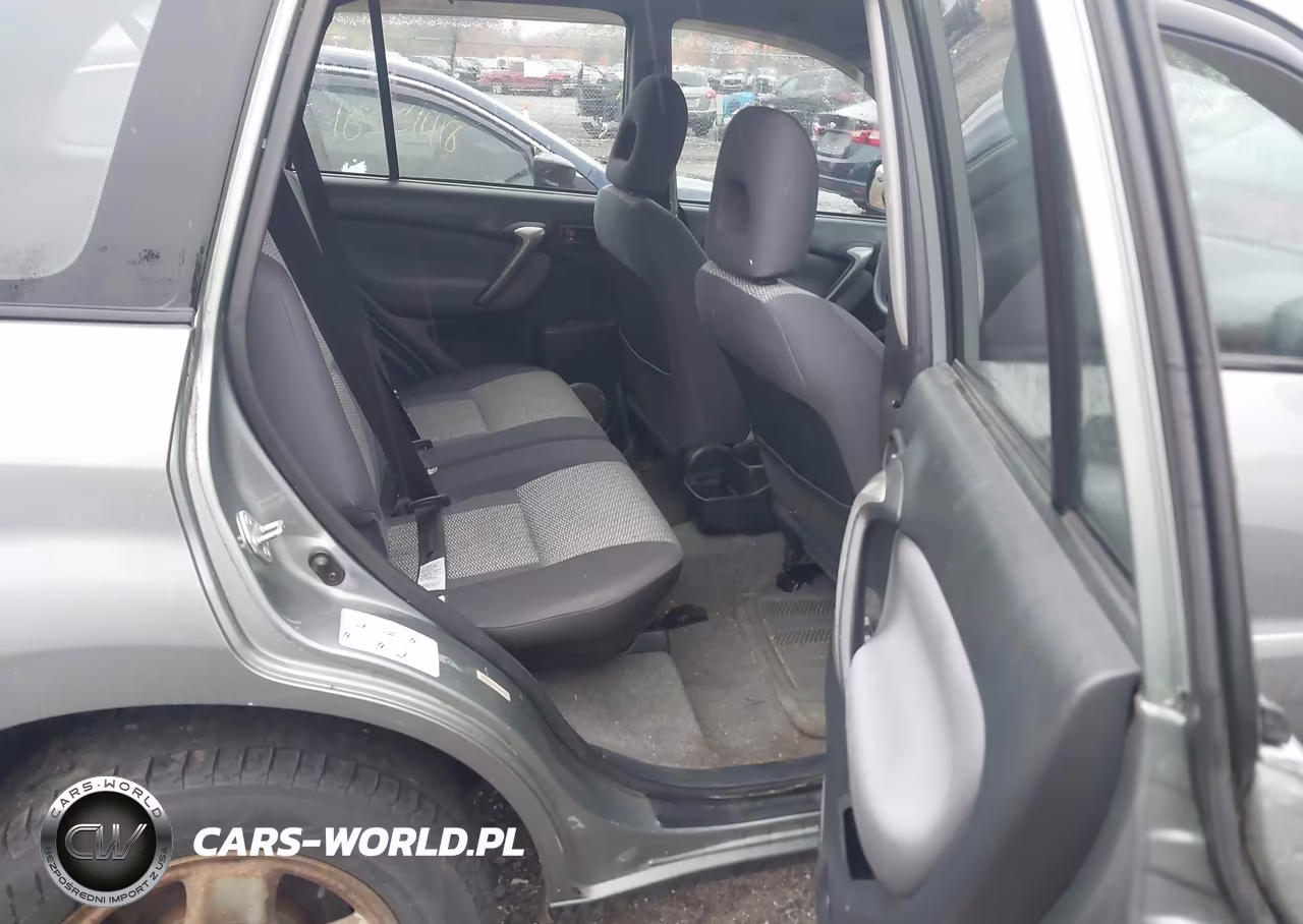2004 Toyota Rav4 VIN:JTEHD20V340014703 - 8