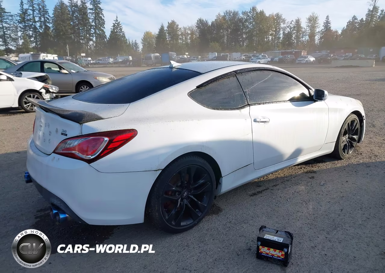 2015 Hyundai Genesis 3.8 R-Spec VIN:KMHHU6KJ9FU126550 - 4