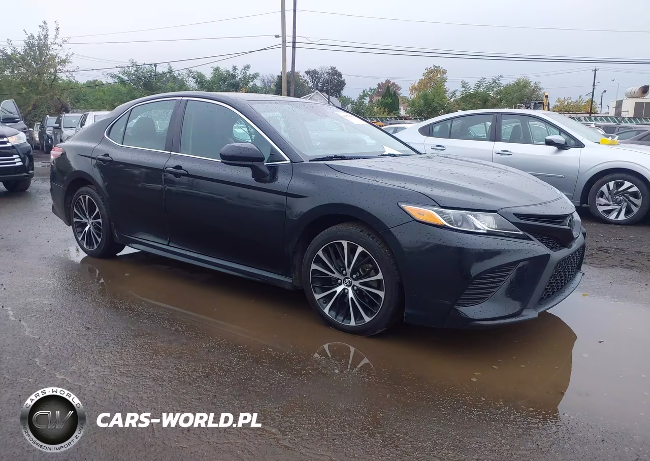 2020 Toyota Camry Se