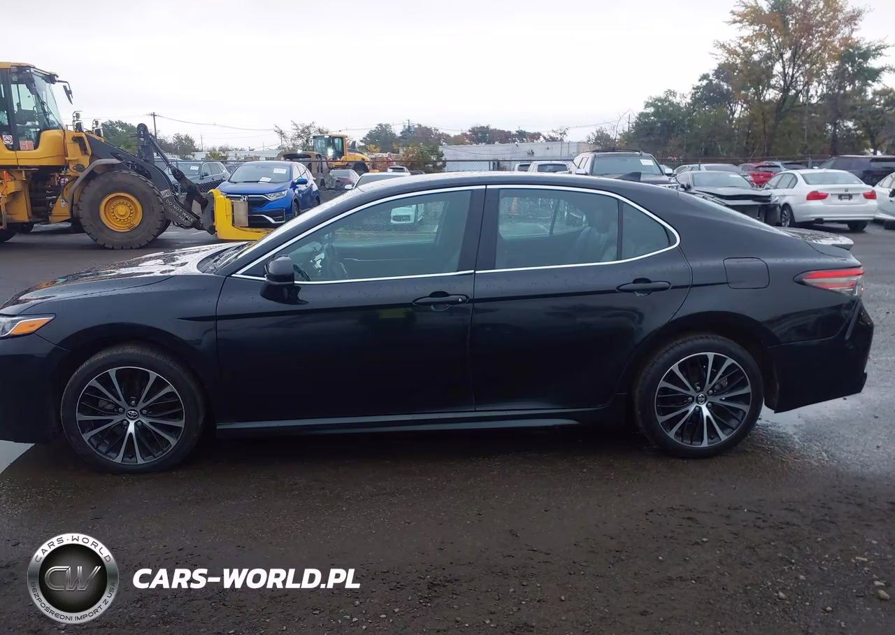 2020 Toyota Camry Se VIN:4T1G11AK8LU880116 - 14