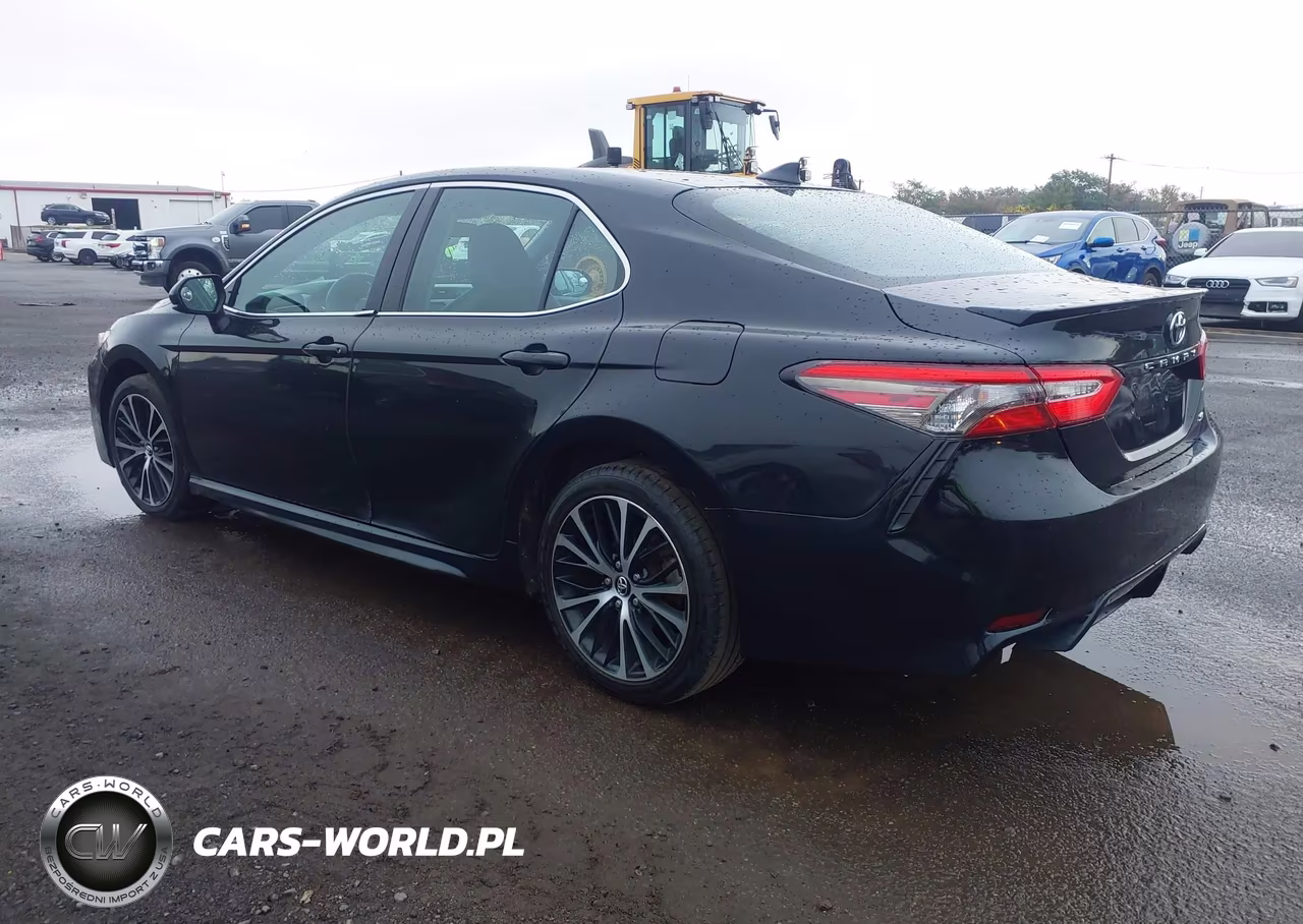 2020 Toyota Camry Se VIN:4T1G11AK8LU880116 - 3