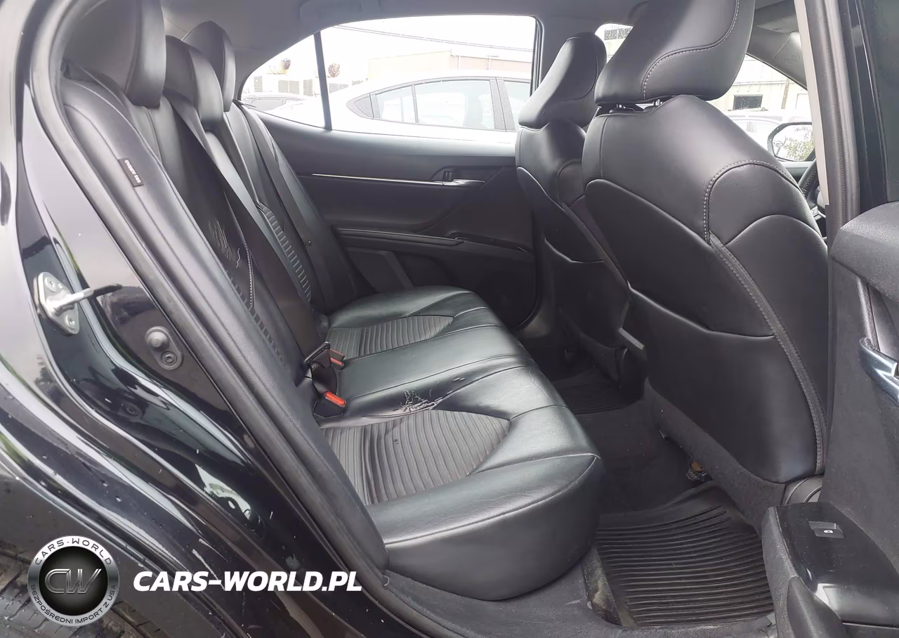 2020 Toyota Camry Se VIN:4T1G11AK8LU880116 - 8